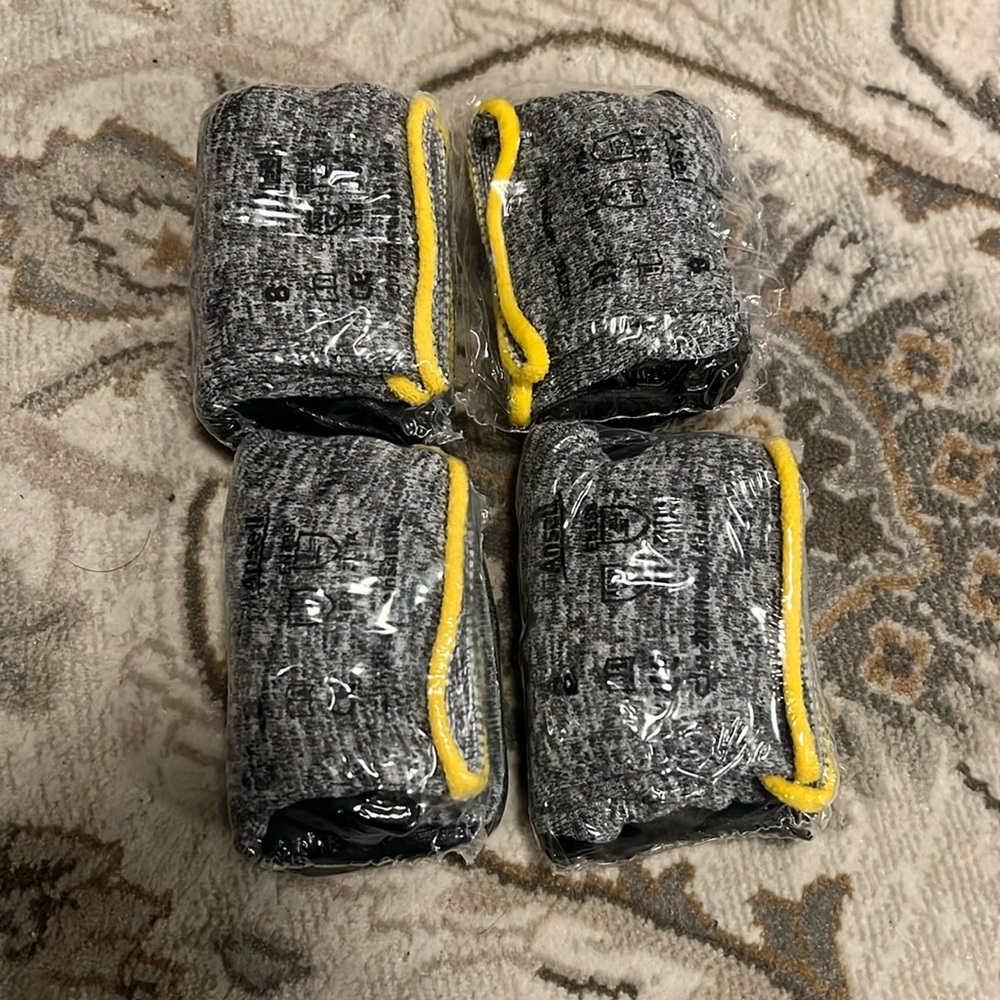 New HyFlex Ansell gloves Medium size